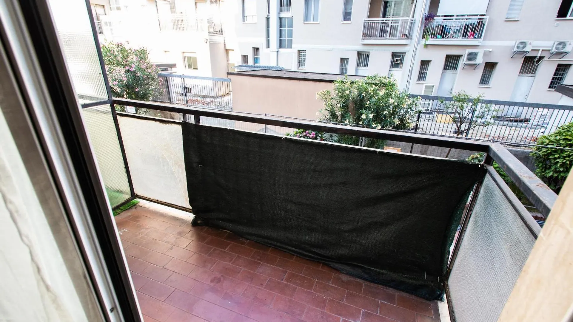 Milano-Linate Suite Self Check In & Free Parking Apartamento