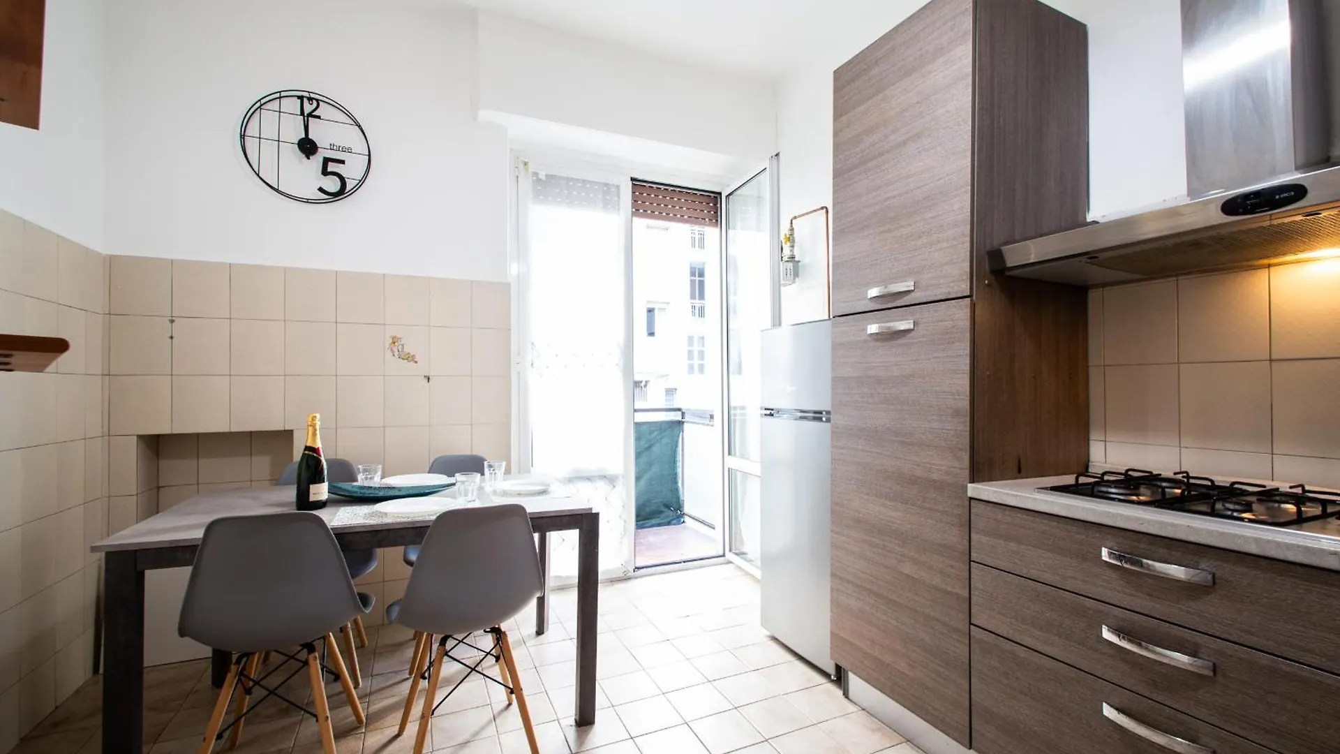 Apartamento Milano-Linate Suite Self Check In & Free Parking